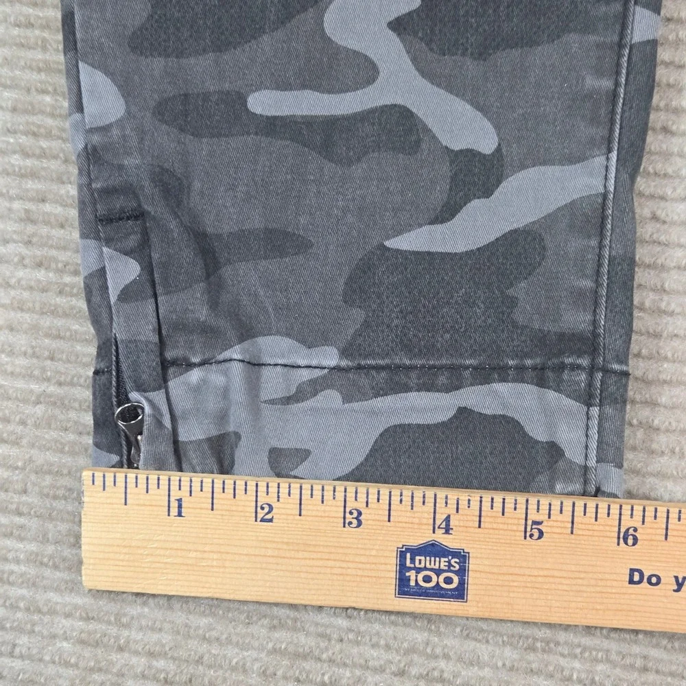 Kut from the Kloth Women‎ 10 Grey Camo Reese Ankle Straight Leg Utility Pants
